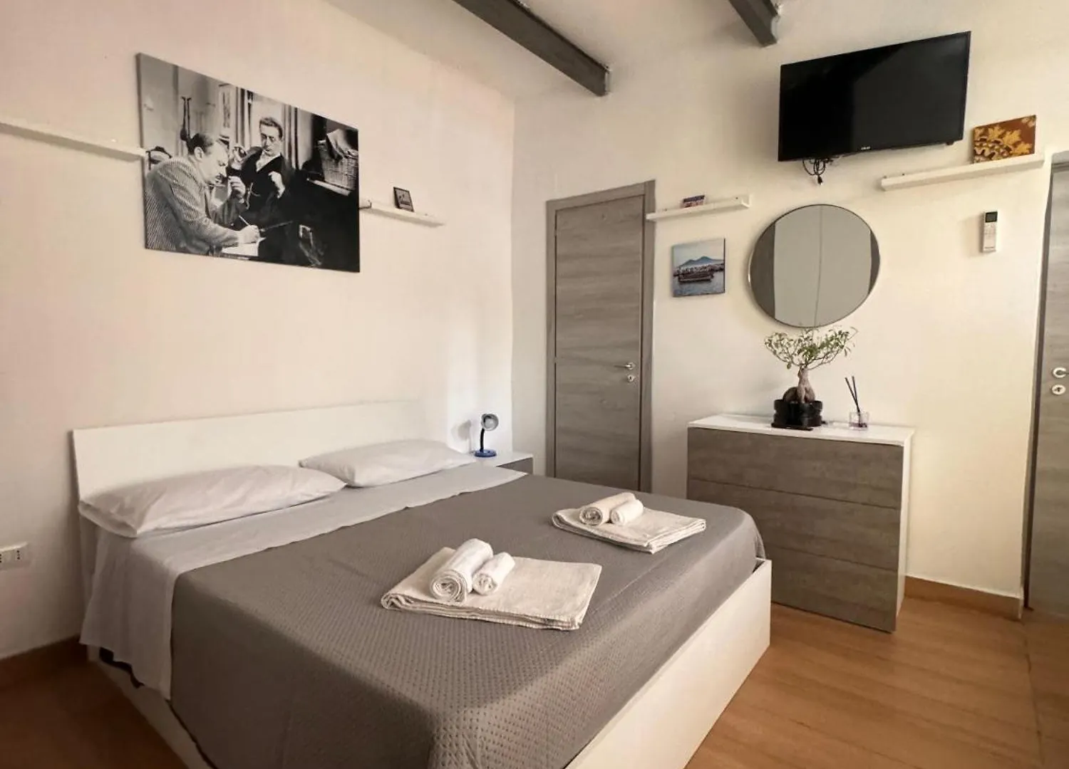 Casa Vacanza Malafemmina Apartment Naples